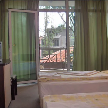 Family Phoenix * קיטן