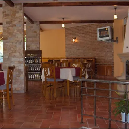 מלון Family Phoenix *