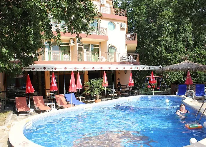 Хотел семеен феникс *