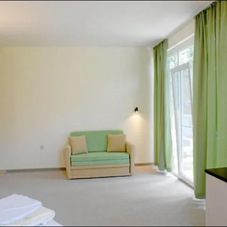 Family Phoenix Китен