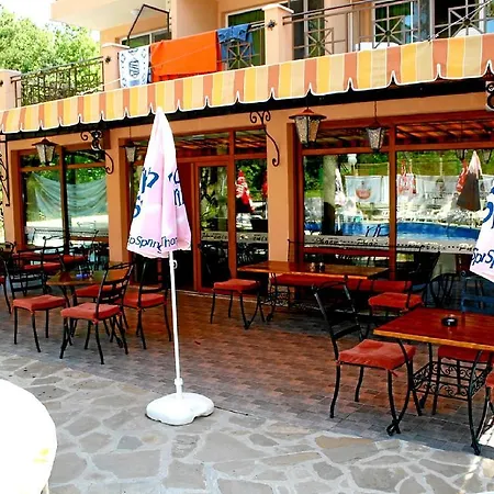 Family Phoenix Отель Китен