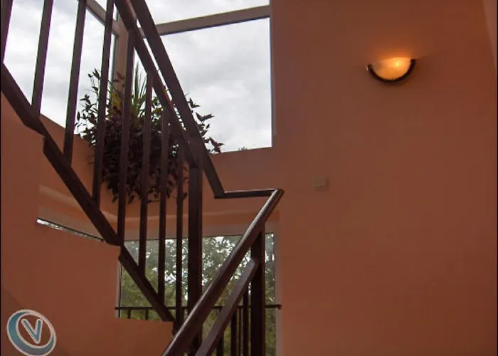 семеен феникс Хотел