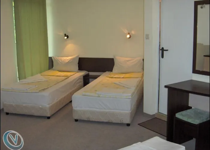 семеен феникс *