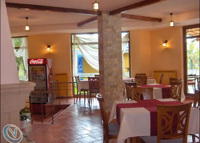 семеен феникс