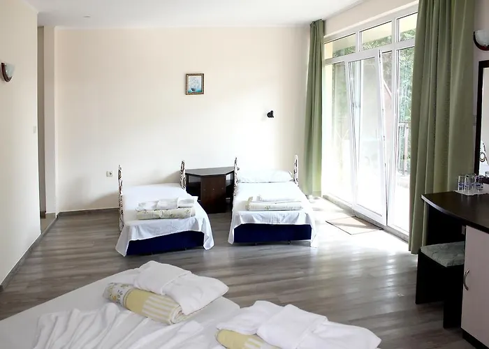 Хотел семеен феникс Китен